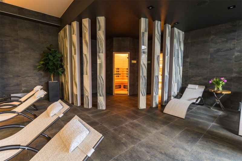 Спортивно-гостиничный комплекс "ЛОО-АРЕНА"