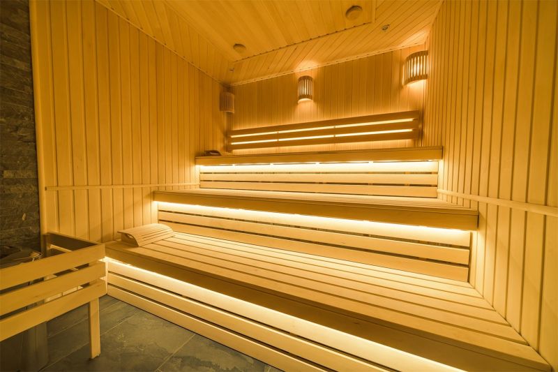 Спортивно-гостиничный комплекс "ЛОО-АРЕНА"