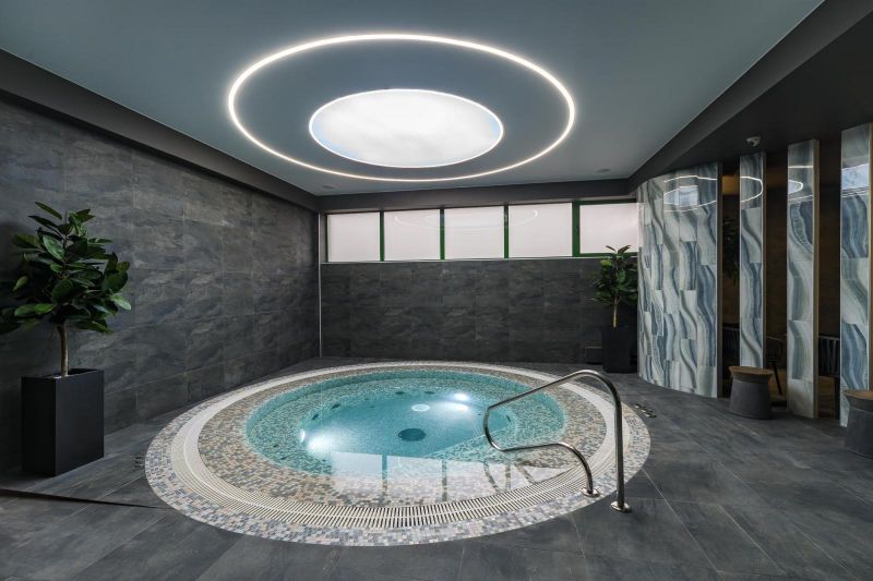 Спортивно-гостиничный комплекс "ЛОО-АРЕНА"