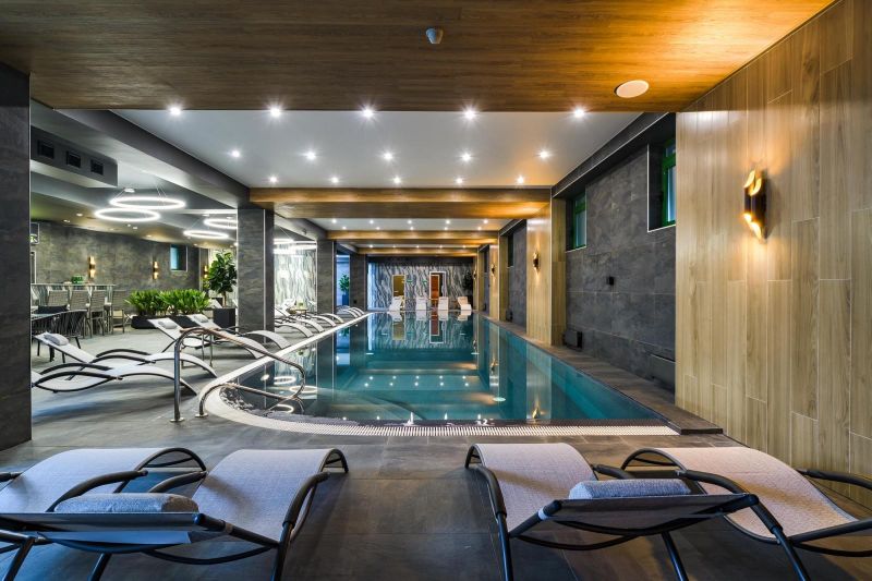 Спортивно-гостиничный комплекс "ЛОО-АРЕНА"