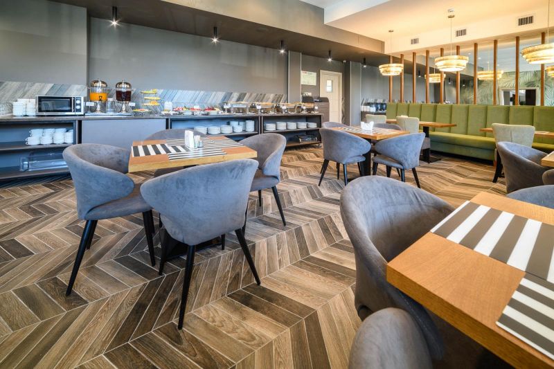 Спортивно-гостиничный комплекс "ЛОО-АРЕНА"